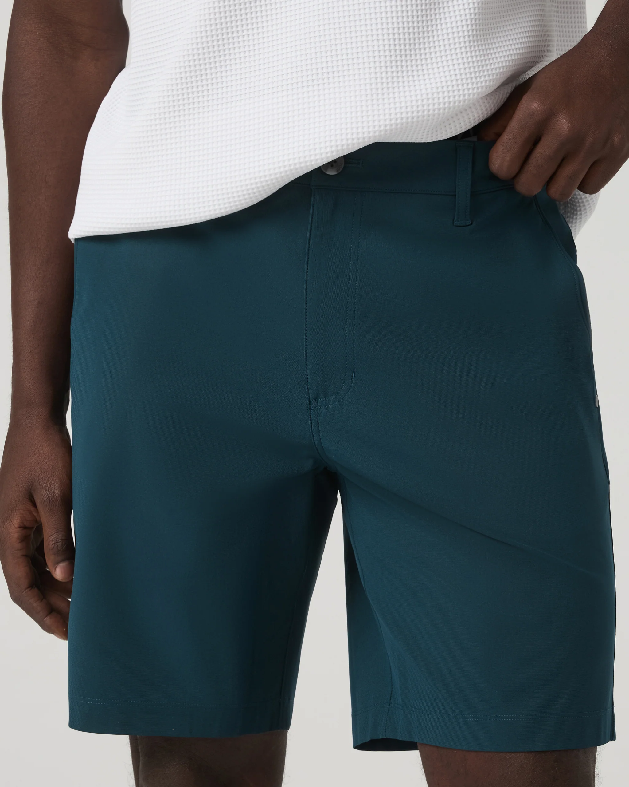 3905-vuori-metatm-short-8-dark-teal-5.webp Vuori Meta™ Short 8" | Dark Teal