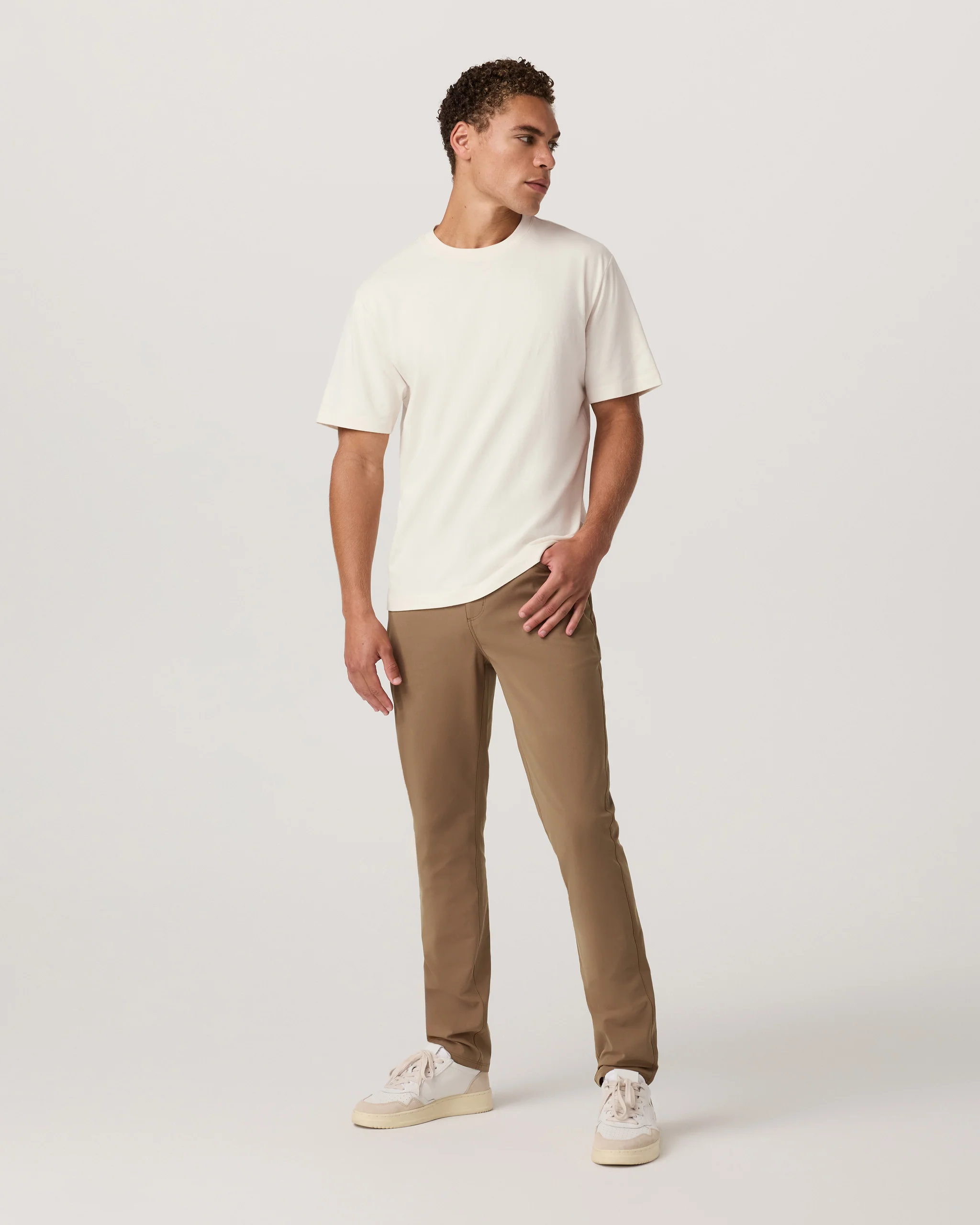 3938-vuori-metatm-pant-athletic-slim-fit-32-pecan-4.webp Vuori Meta™ Pant Athletic Slim Fit 32" | Pecan