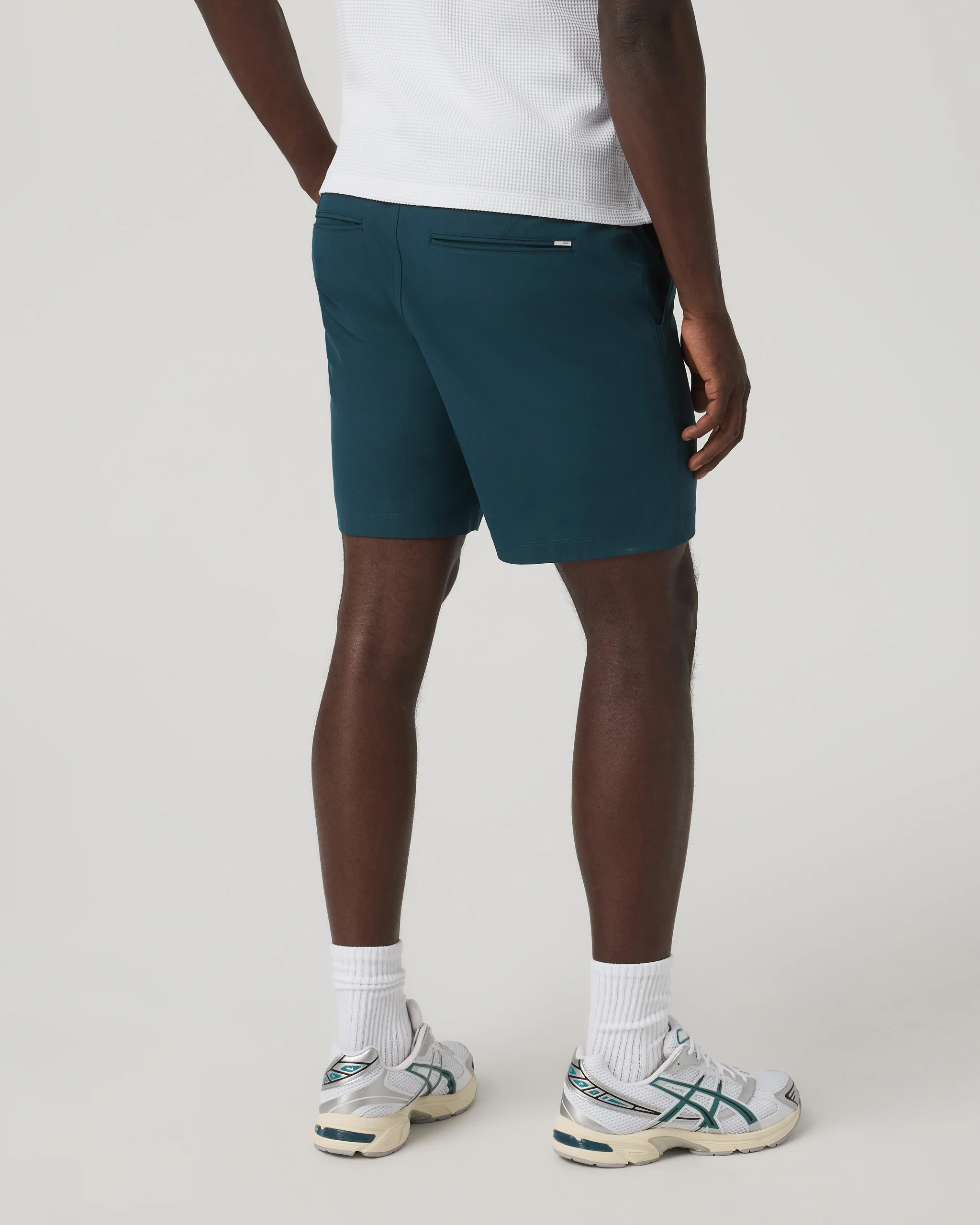 3963-vuori-metatm-short-6-dark-teal-4.webp Vuori Meta™ Short 6" | Dark Teal