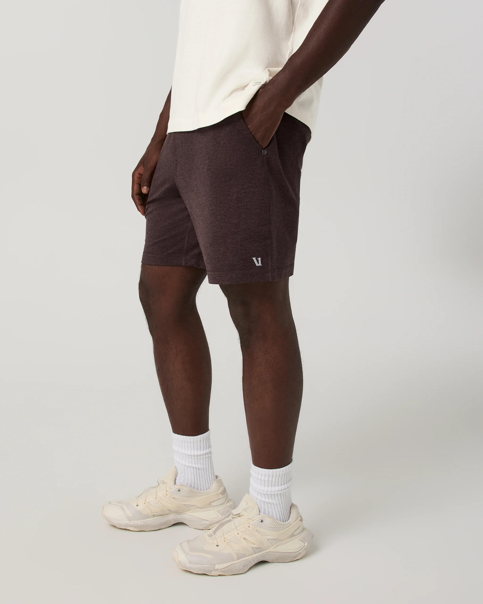 4055-ponto-performance-short-7-french-roast-heather-4.webp Ponto Performance Short 7" | French Roast Heather