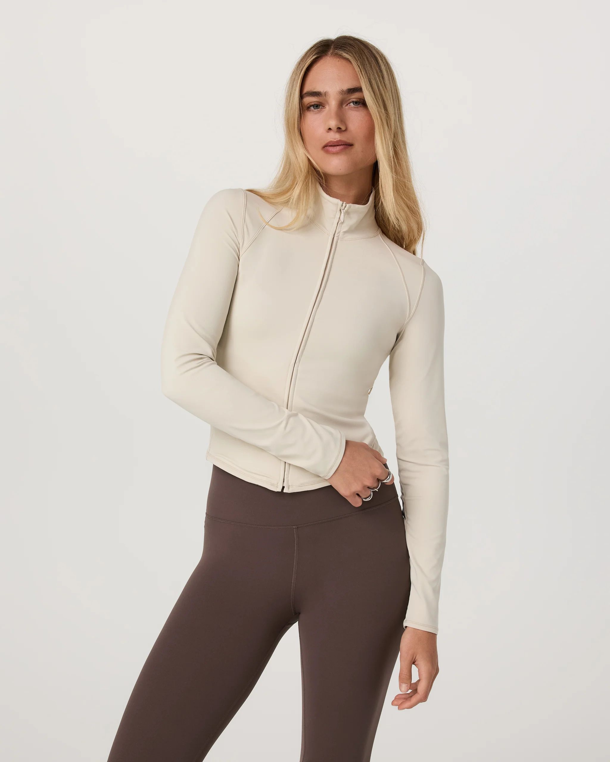 4572-vuori-allthefeelstm-full-zip-bone-1.webp Vuori AllTheFeels™ Full Zip | Bone