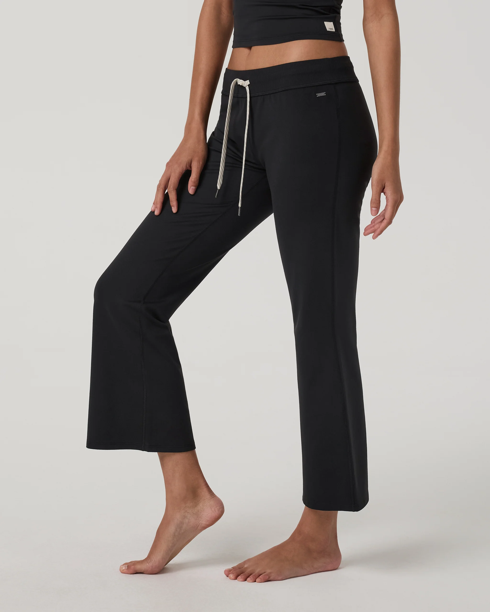 6046-halo-slim-flare-ankle-pant-solid-black-1.webp Halo Slim Flare Ankle Pant | Solid Black