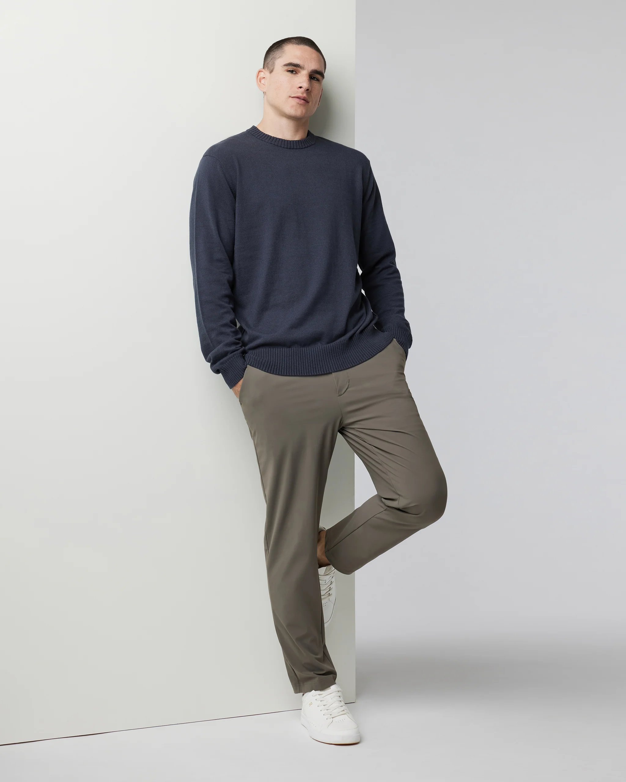 6228-fleet-chino-pant-athletic-slim-30-cocoa-1.webp Fleet Chino Pant Athletic Slim 30" | Cocoa