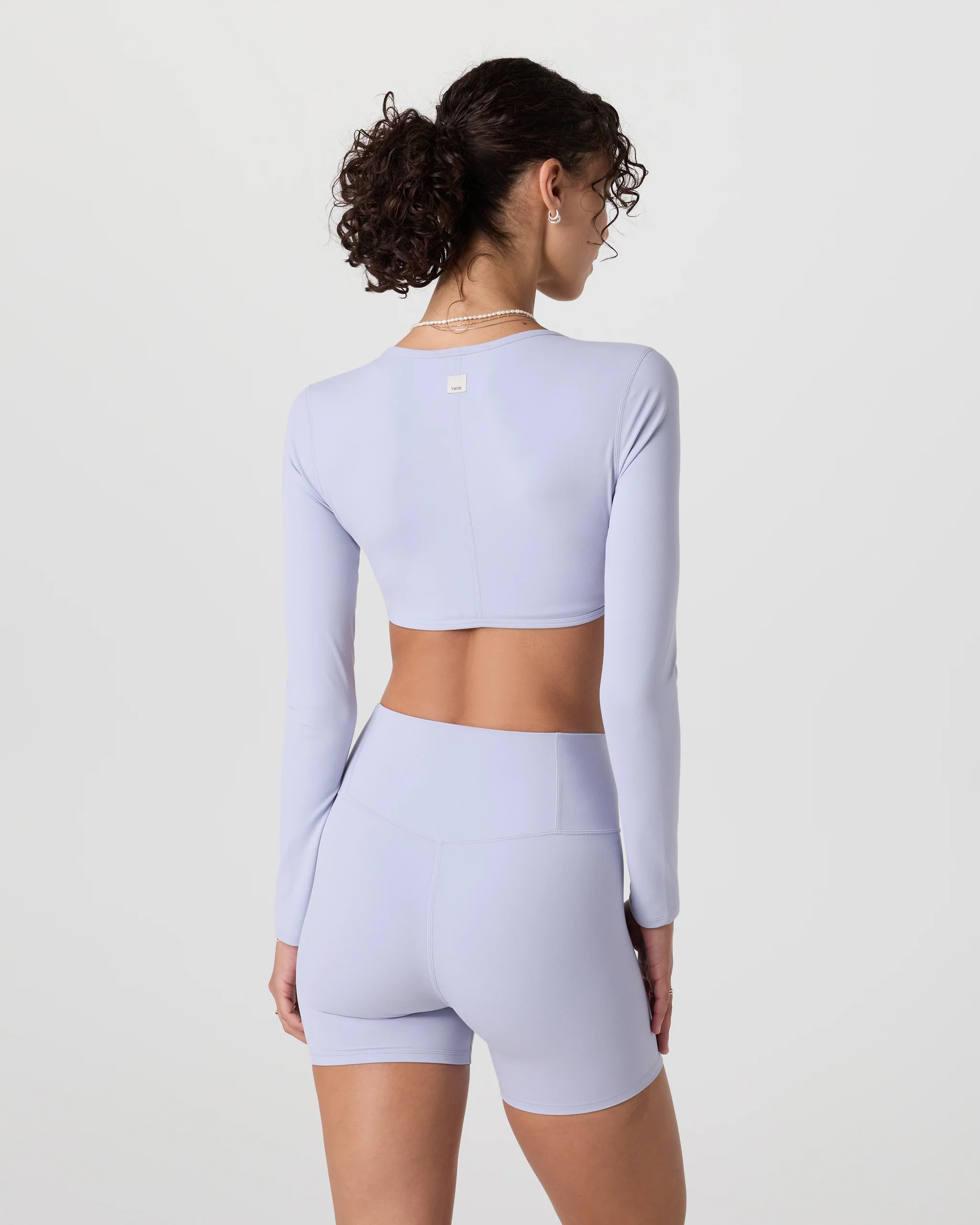 Vuori AllTheFeels™ Shrug | Lavender Mist