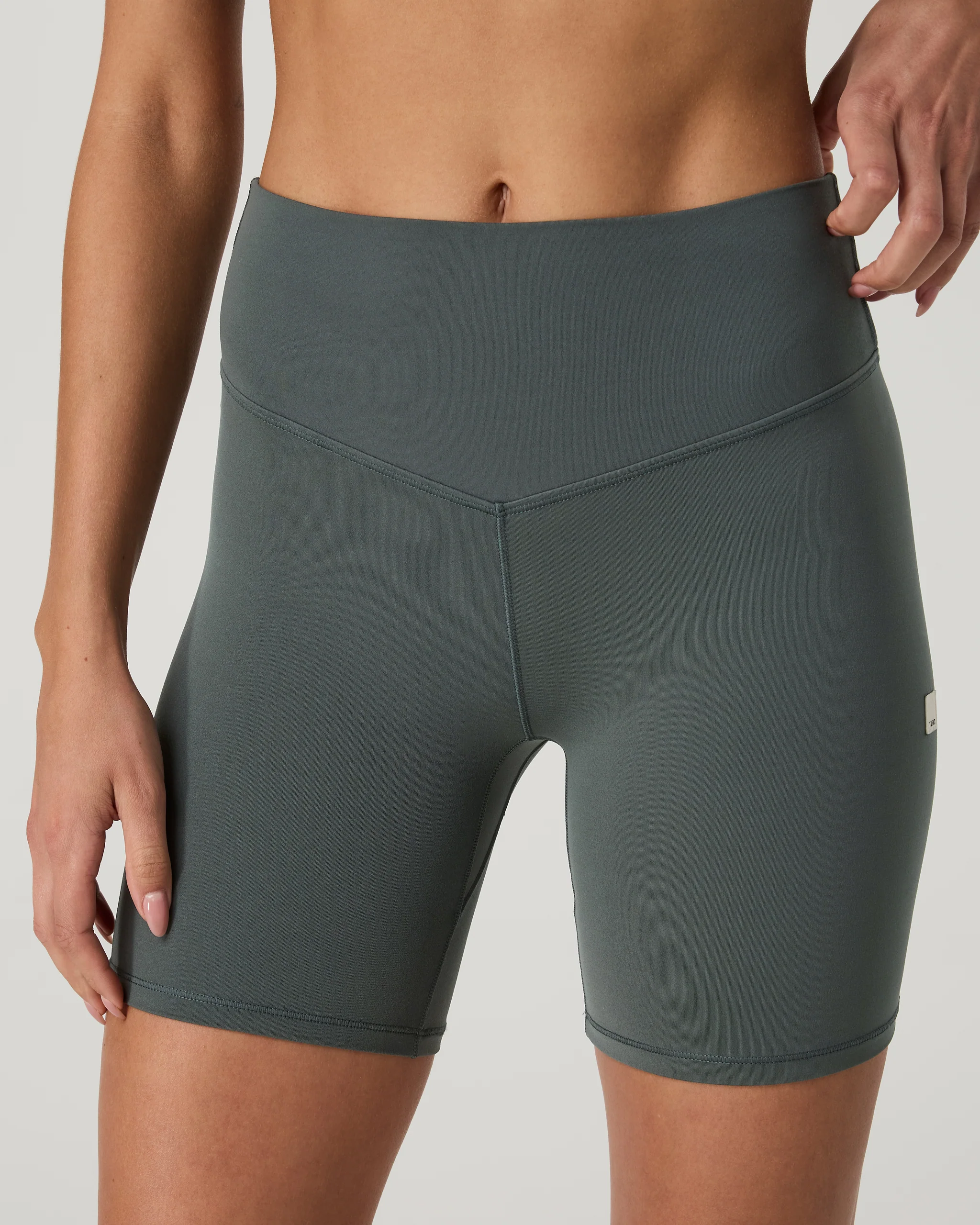 6788-vuori-alltheformtm-short-6-dark-jade-1.webp Vuori AllTheForm™ Short 6" | Dark Jade