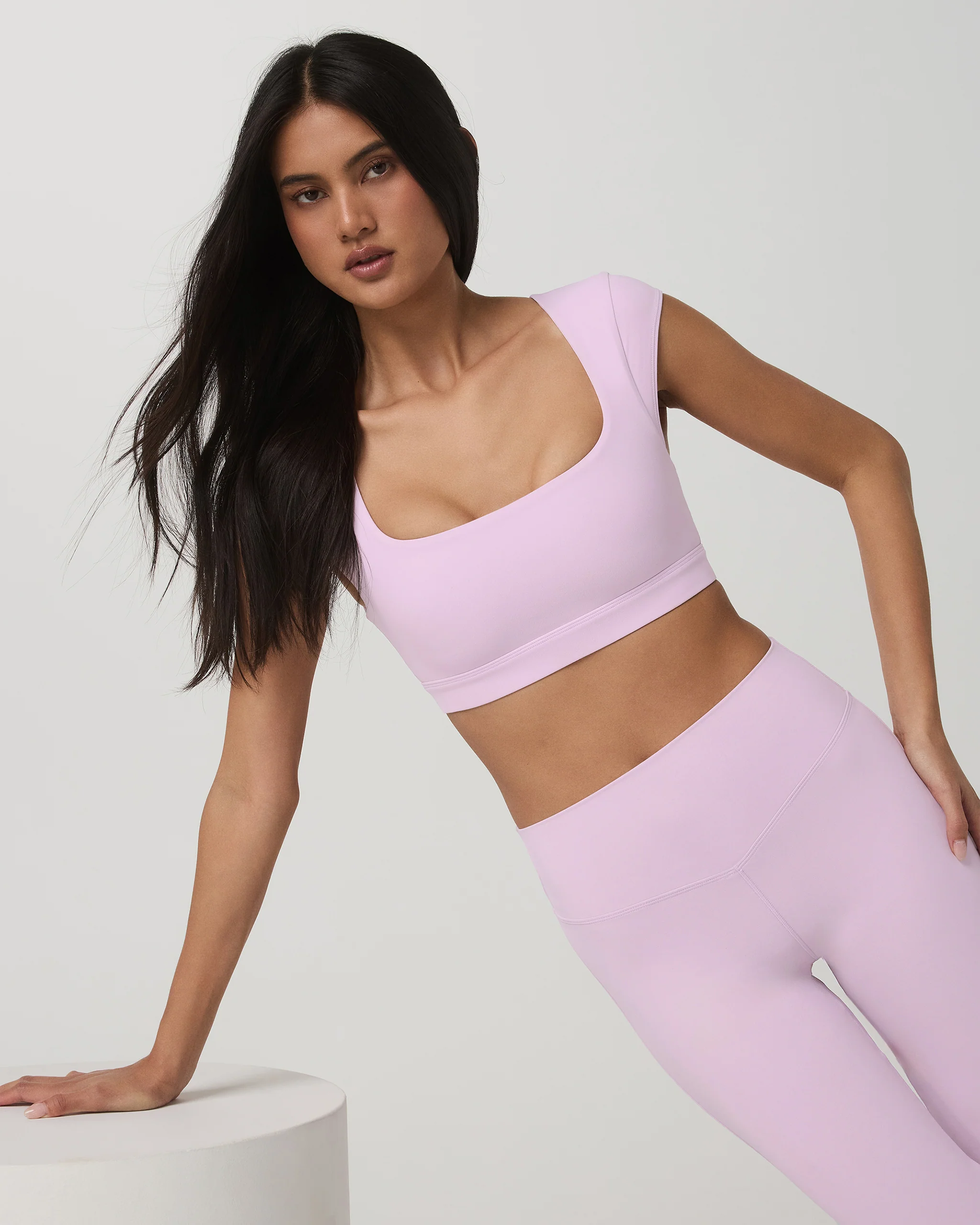 6989-vuori-alltheformtm-short-sleeve-bra-orchid-whisper-1.webp Vuori AllTheForm™ Short Sleeve Bra | Orchid Whisper