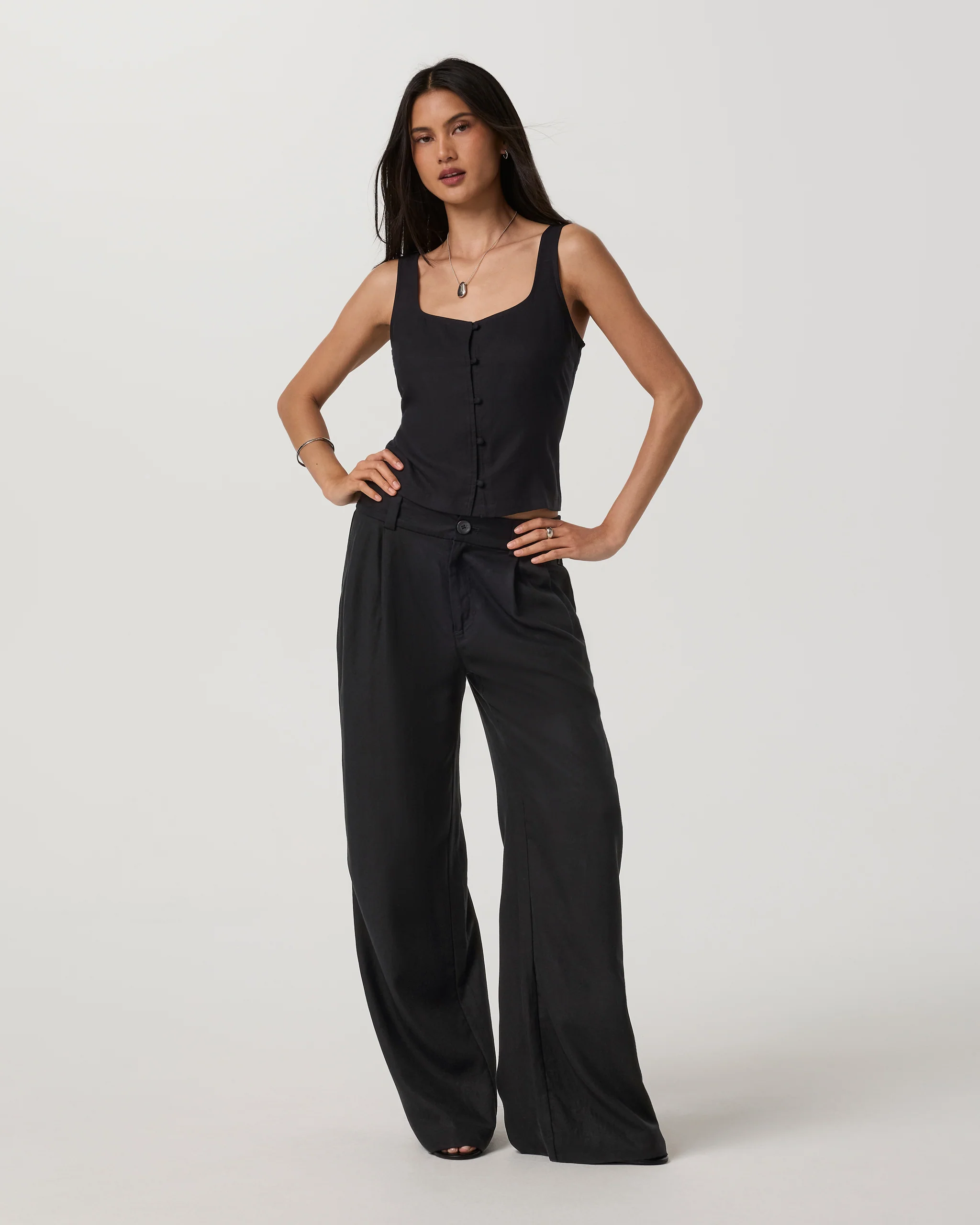 7366-trestles-twill-button-front-top-black-4.webp Trestles Twill Button Front Top | Black