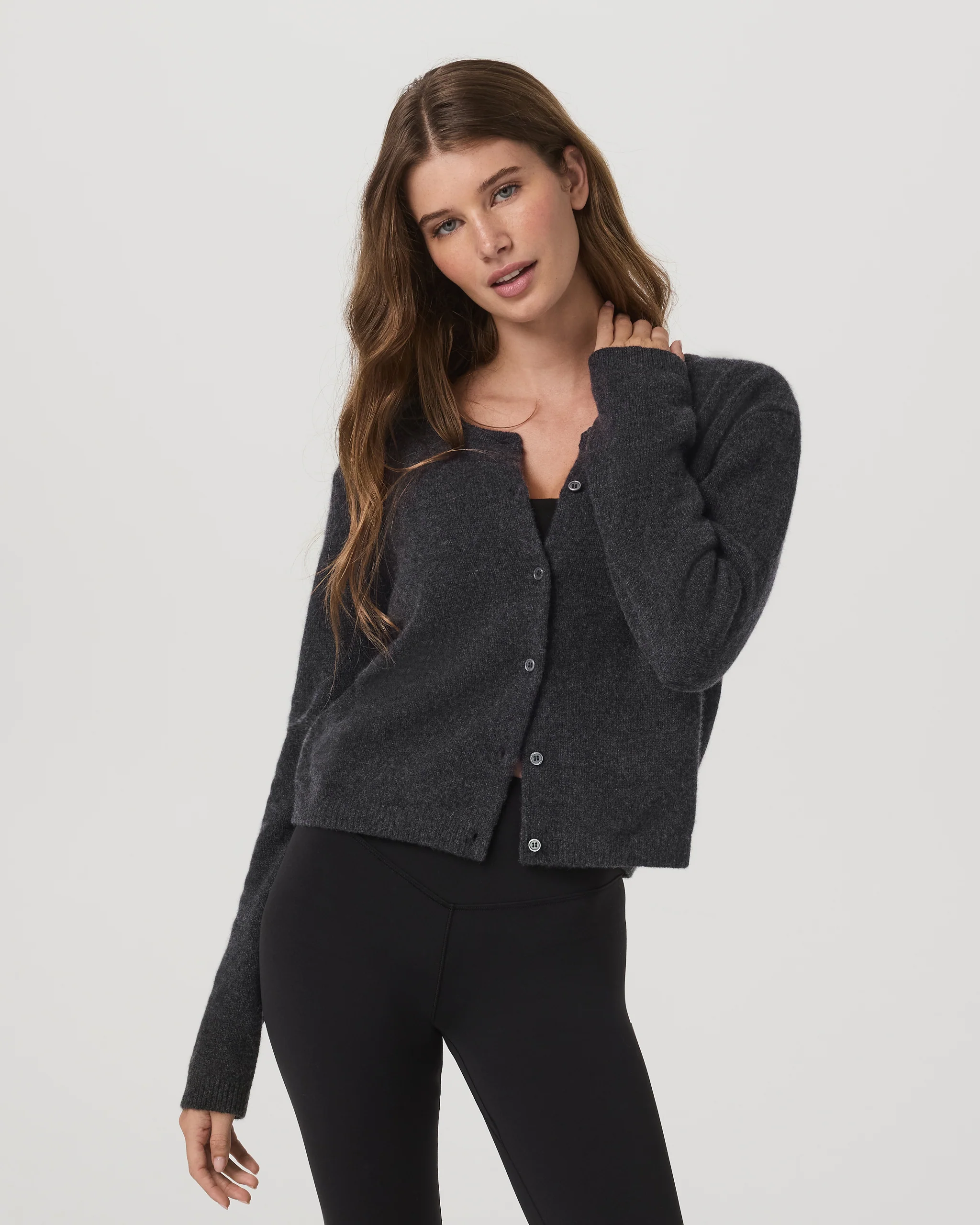 7504-emilie-cashmere-cardi-charcoal-heather-1.webp Émilie Cashmere Cardi | Charcoal Heather