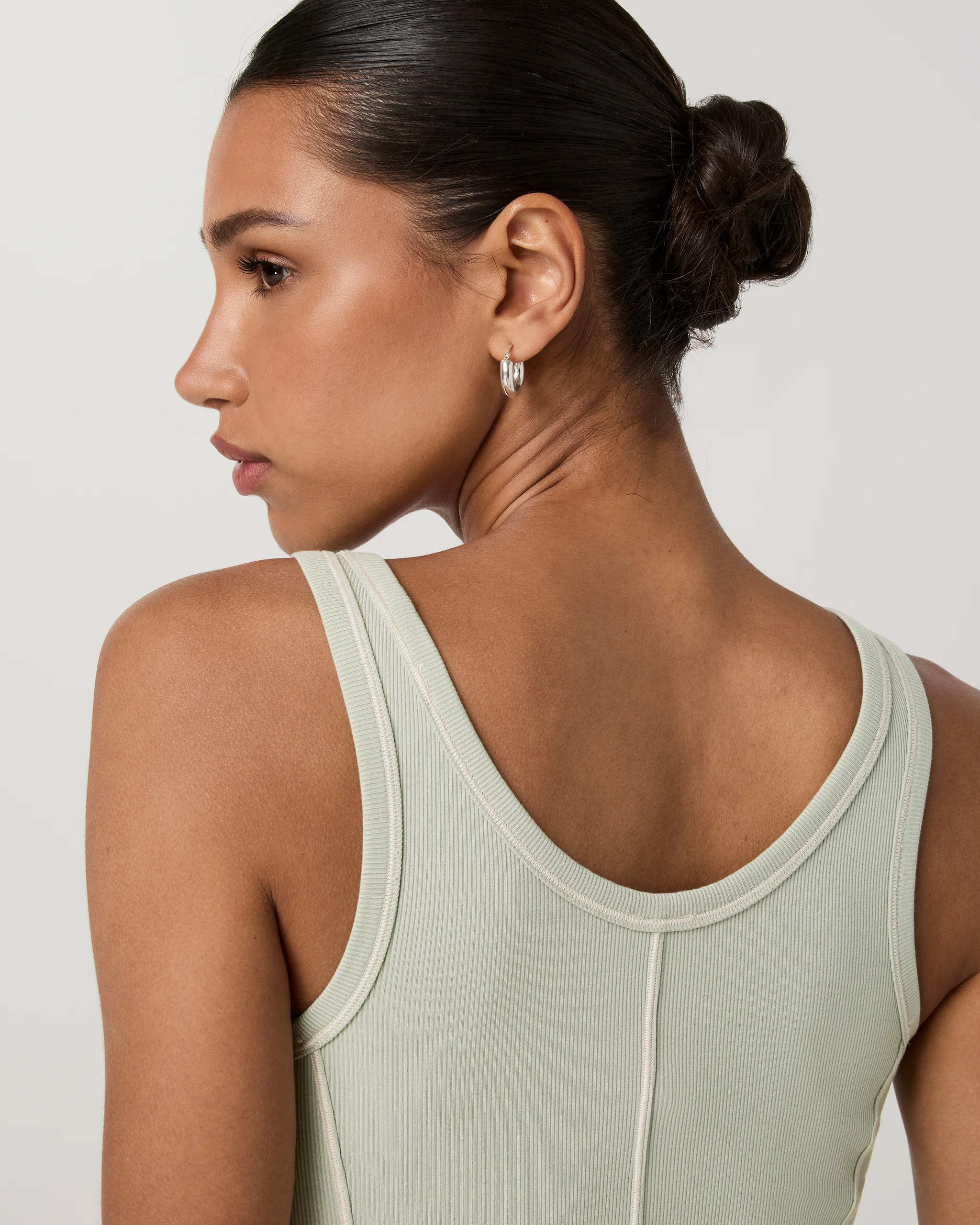 7661-pose-seams-tank-sweet-pea-5.webp Pose Seams Tank | Sweet Pea