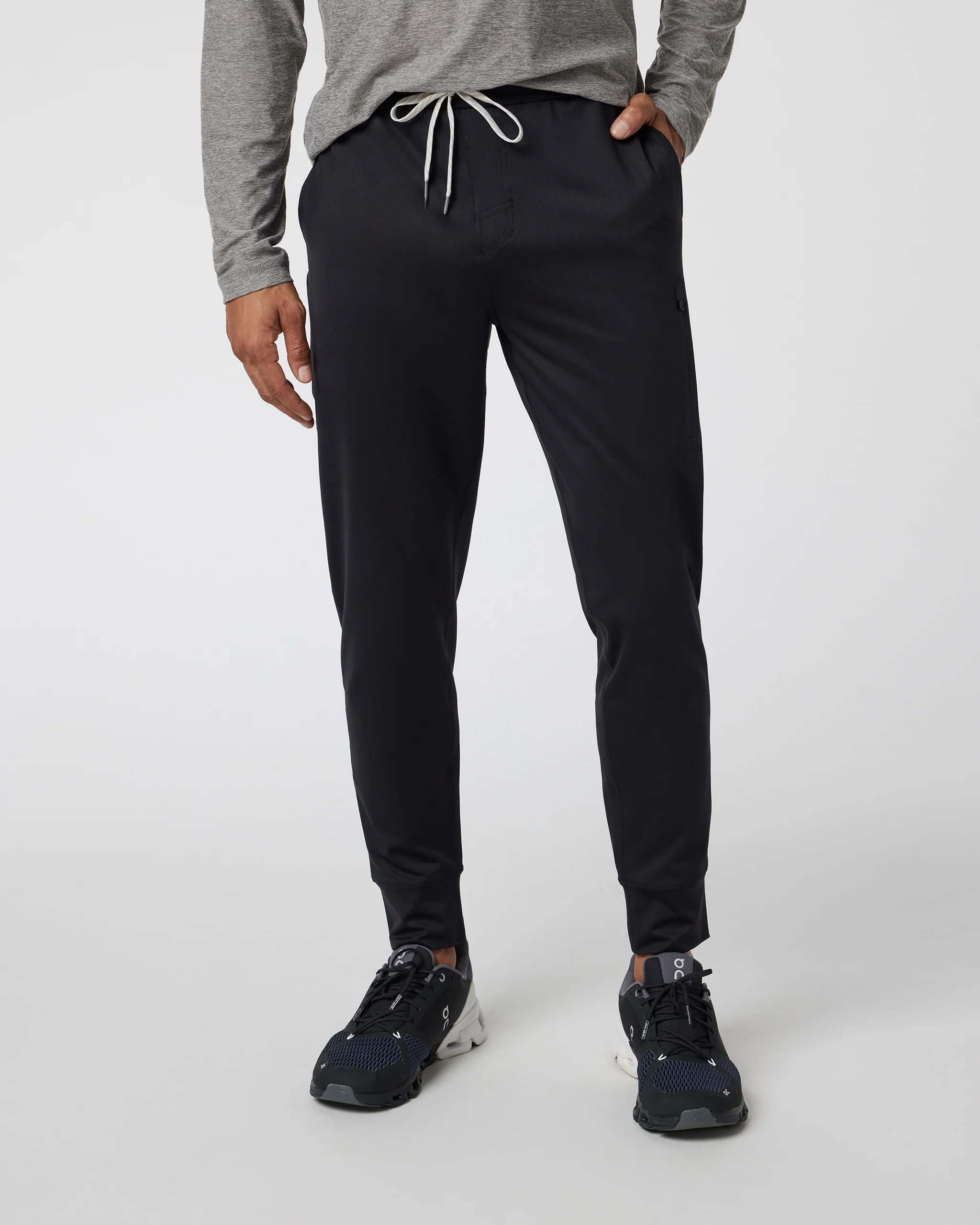 8-sunday-performance-jogger-black-1.webp Sunday Performance Jogger | Black