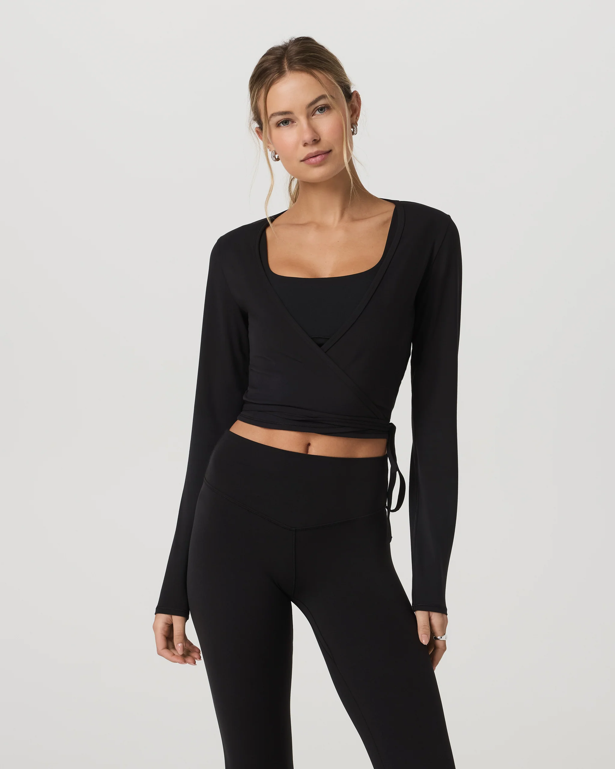 Vuori AllTheForm™ Wrap Top | Black