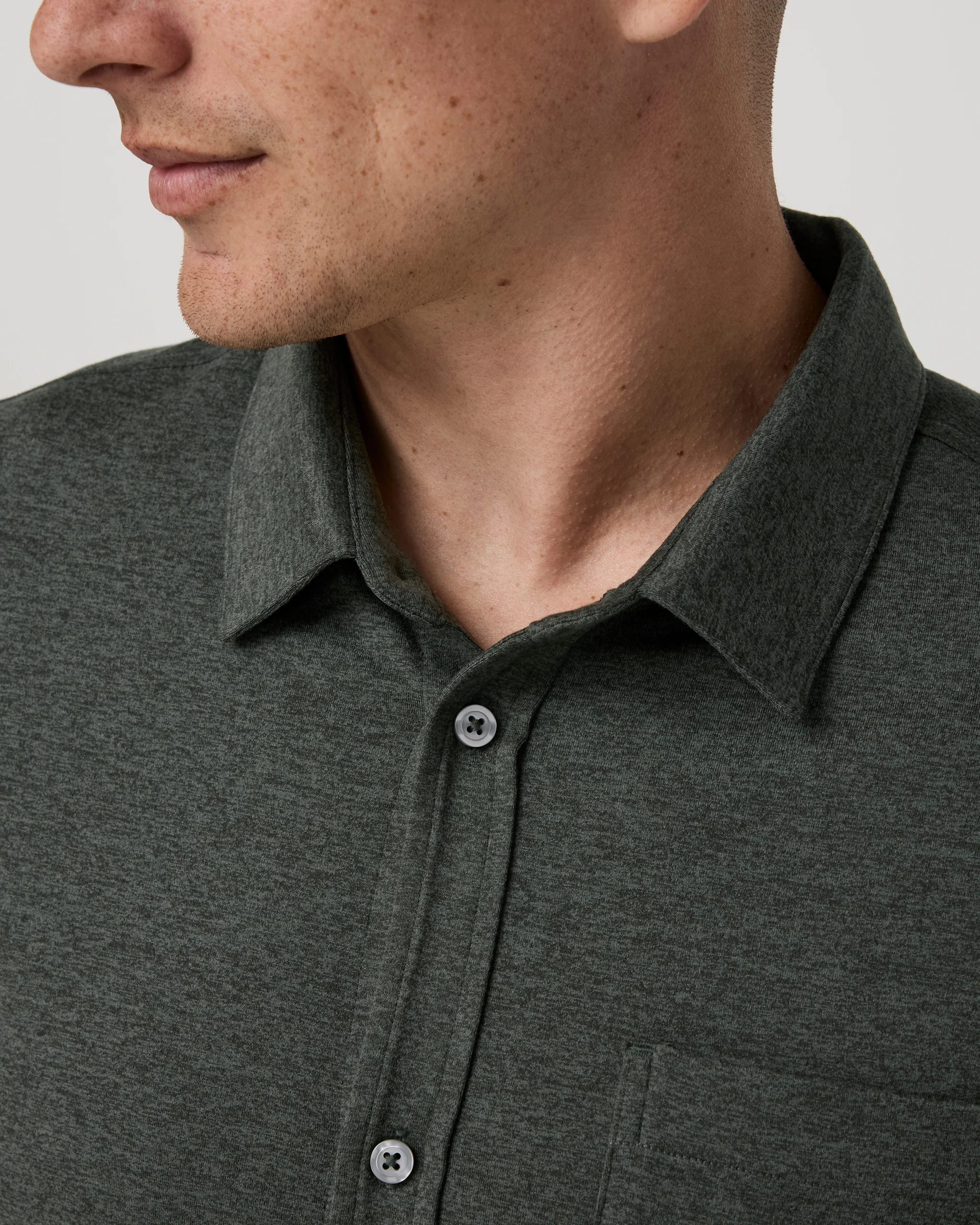 8411-short-sleeve-ponto-button-down-shirt-river-rock-heather-2.webp Short Sleeve Ponto Button Down Shirt | River Rock Heather