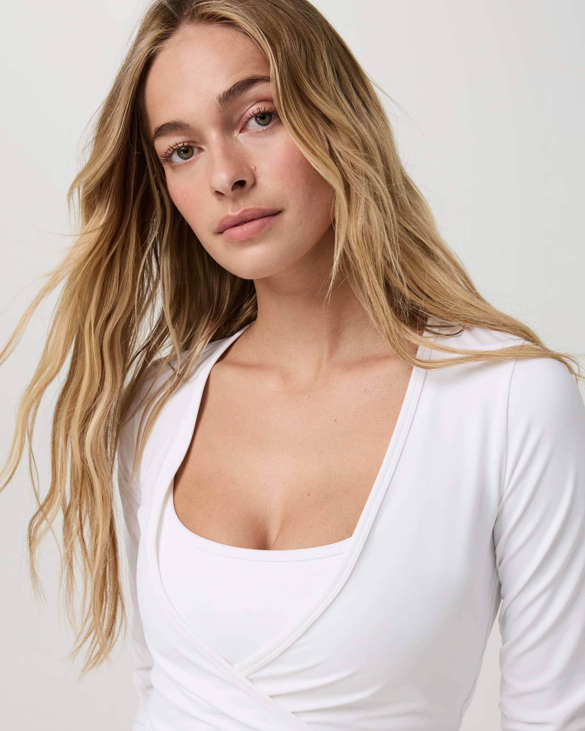 Vuori AllTheForm™ Wrap Top | White