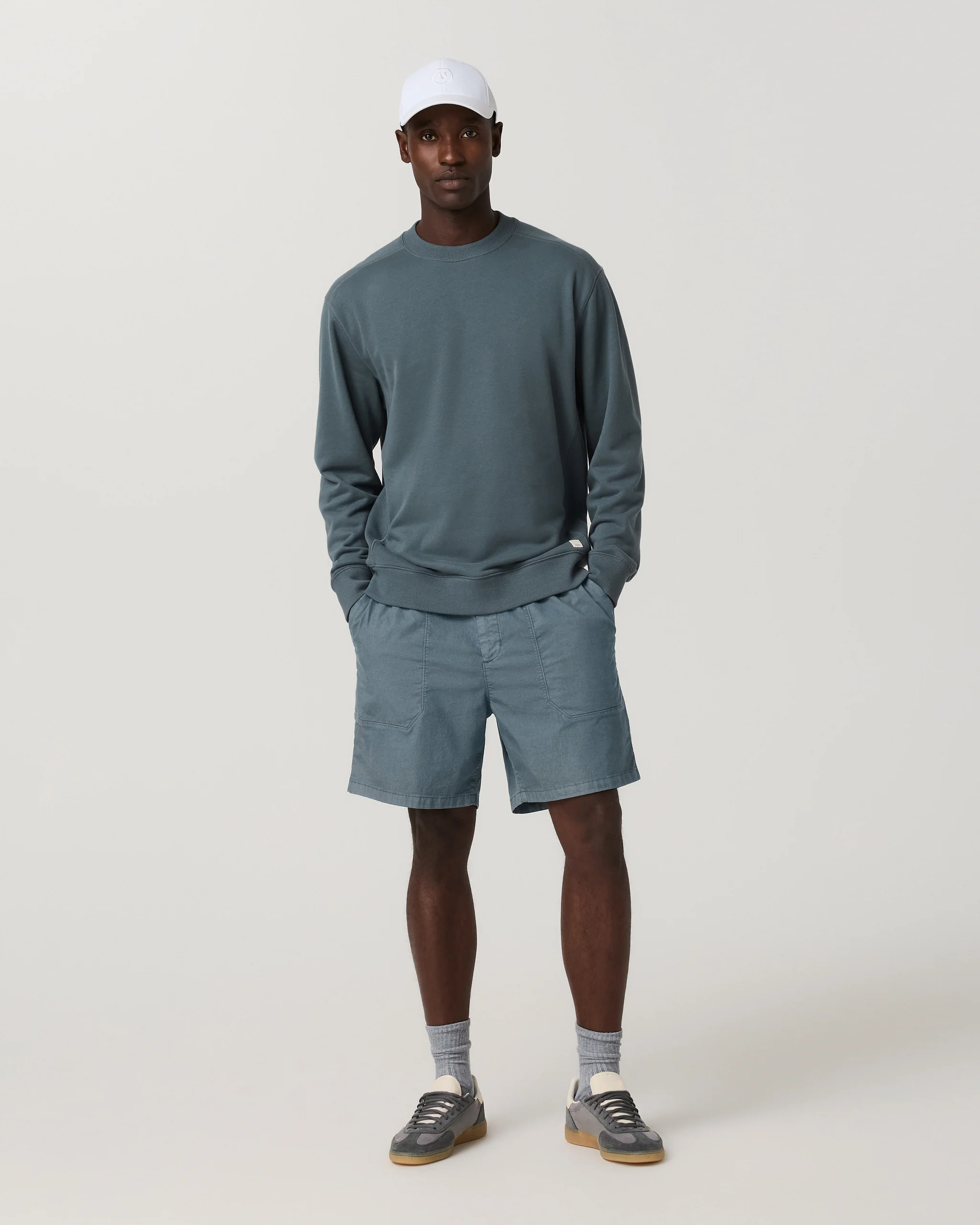 8608-coast-short-7-blue-sea-3.webp Coast Short 7" | Blue Sea