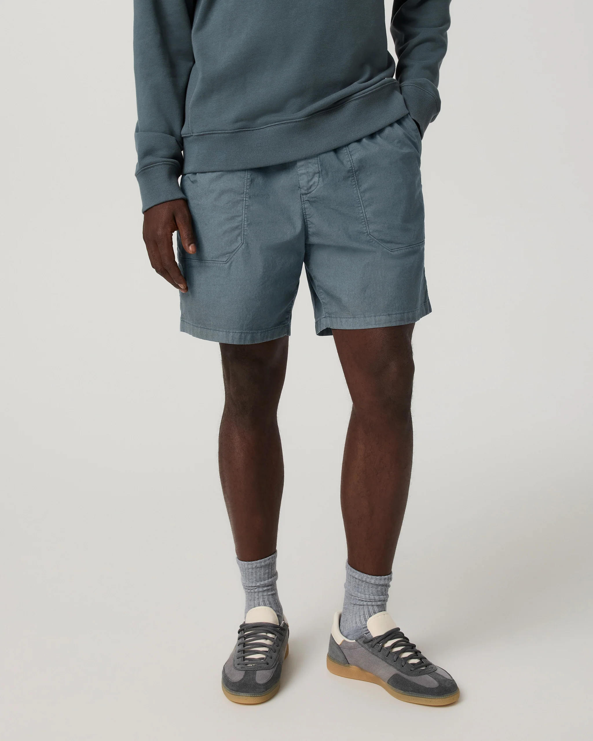8608-coast-short-7-blue-sea-6.webp Coast Short 7" | Blue Sea