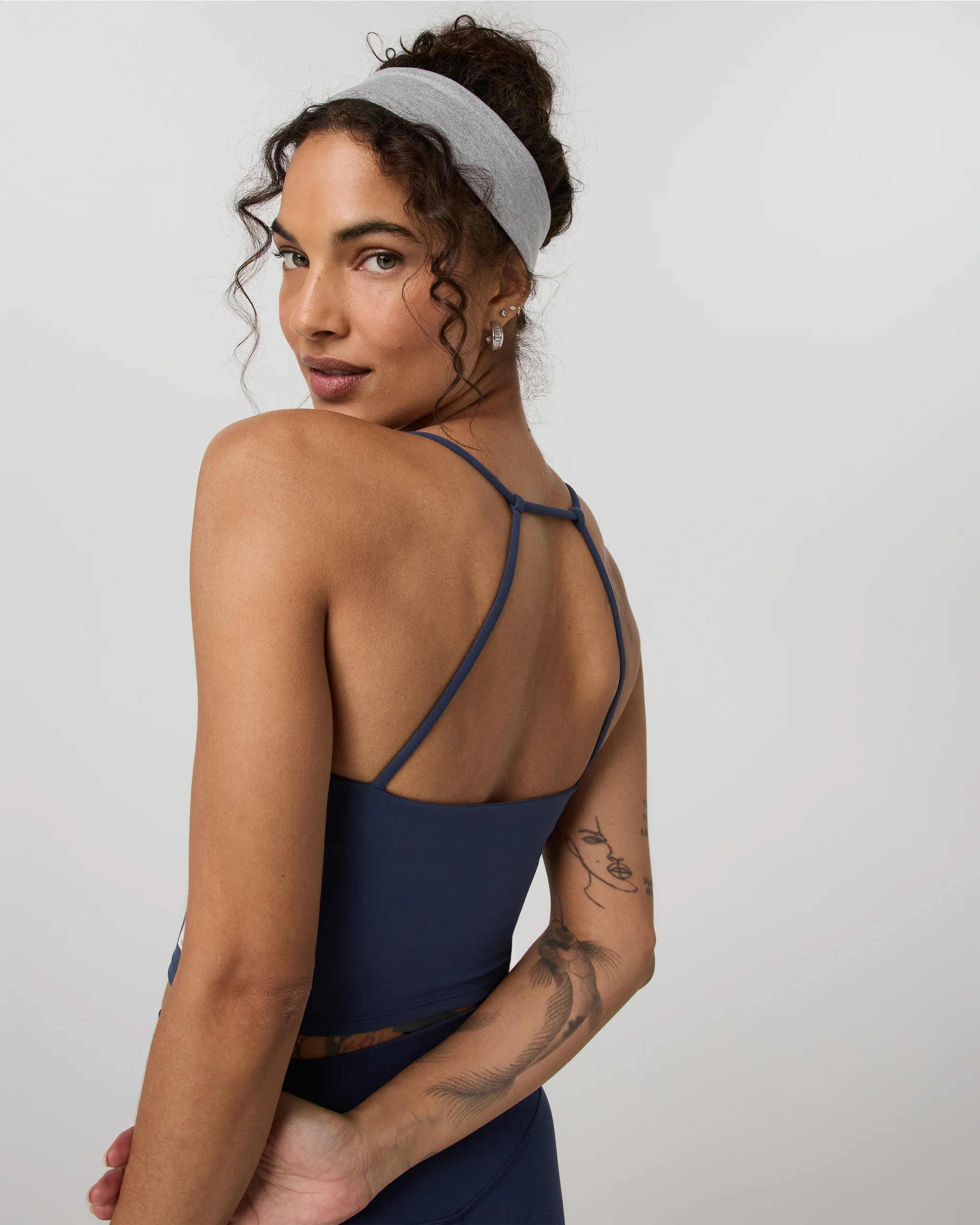 8648-halo-essential-headband-pale-grey-heather-1.webp Halo Essential Headband | Pale Grey Heather