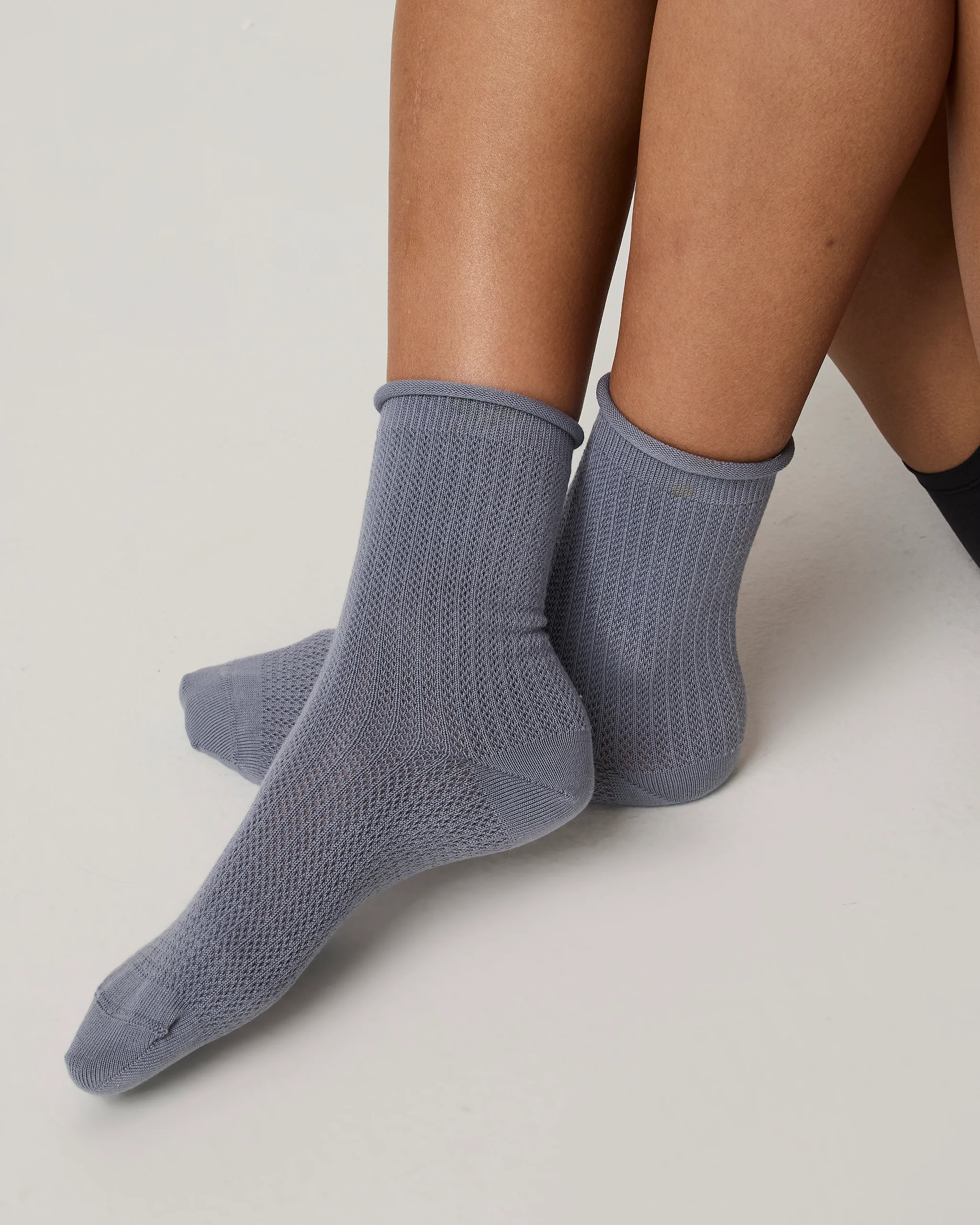 8682-quarter-crew-pointelle-sock-coastal-fog-1.webp Quarter Crew Pointelle Sock | Coastal Fog