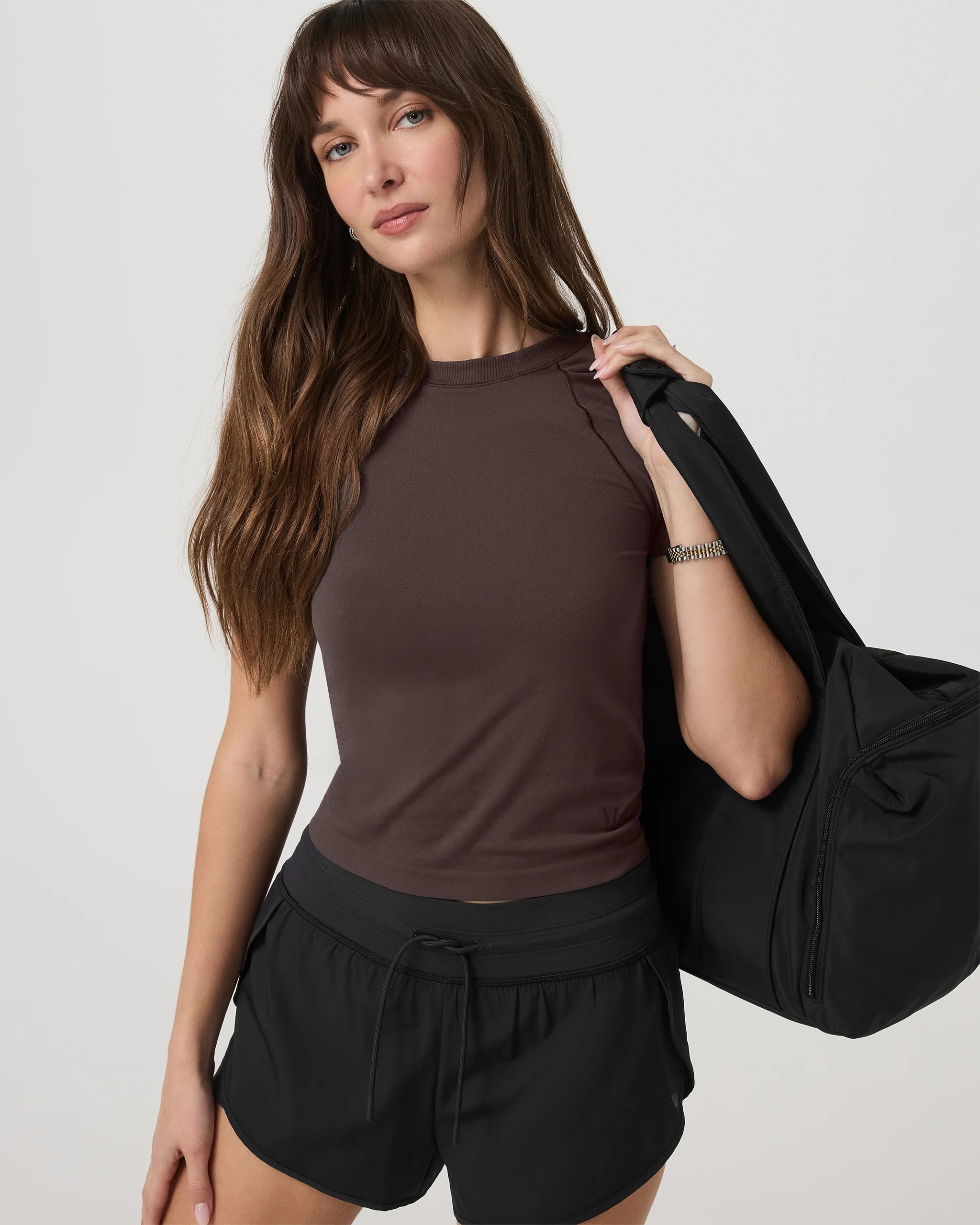 8879-short-sleeve-seamless-surge-tee-french-roast-1.webp Short Sleeve Seamless Surge Tee | French Roast