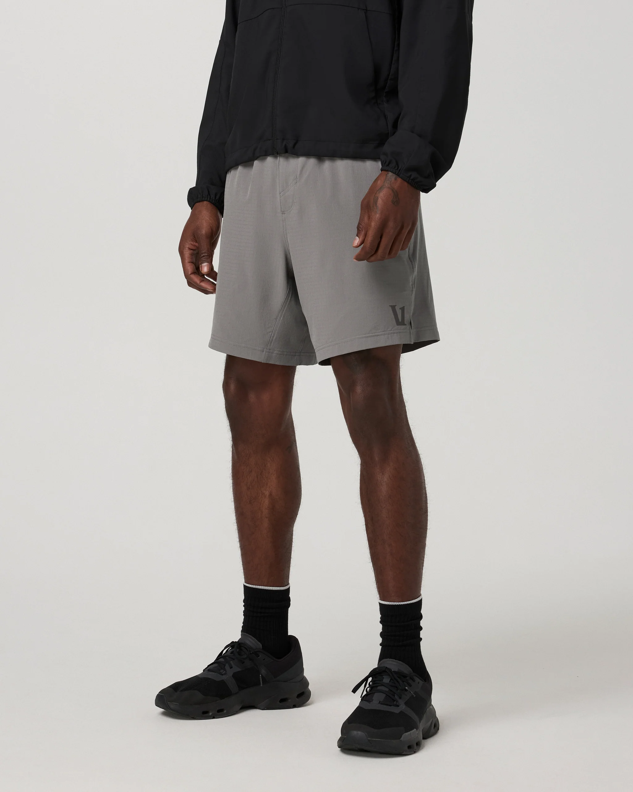 Vuori HardKore Short Lined 7" | Smoke