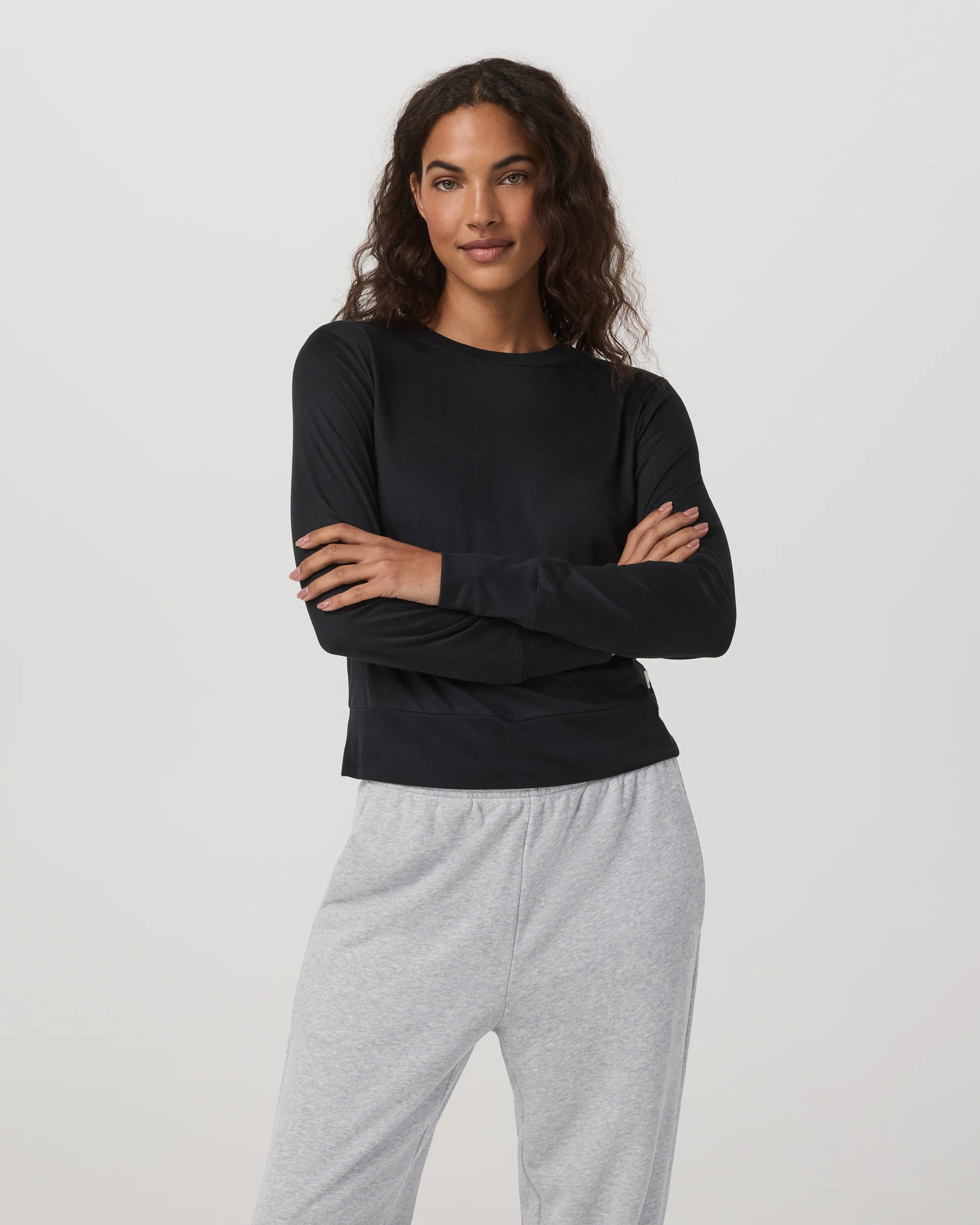 9395-daydream-crew-black-heather-5.webp Daydream Crew | Black Heather