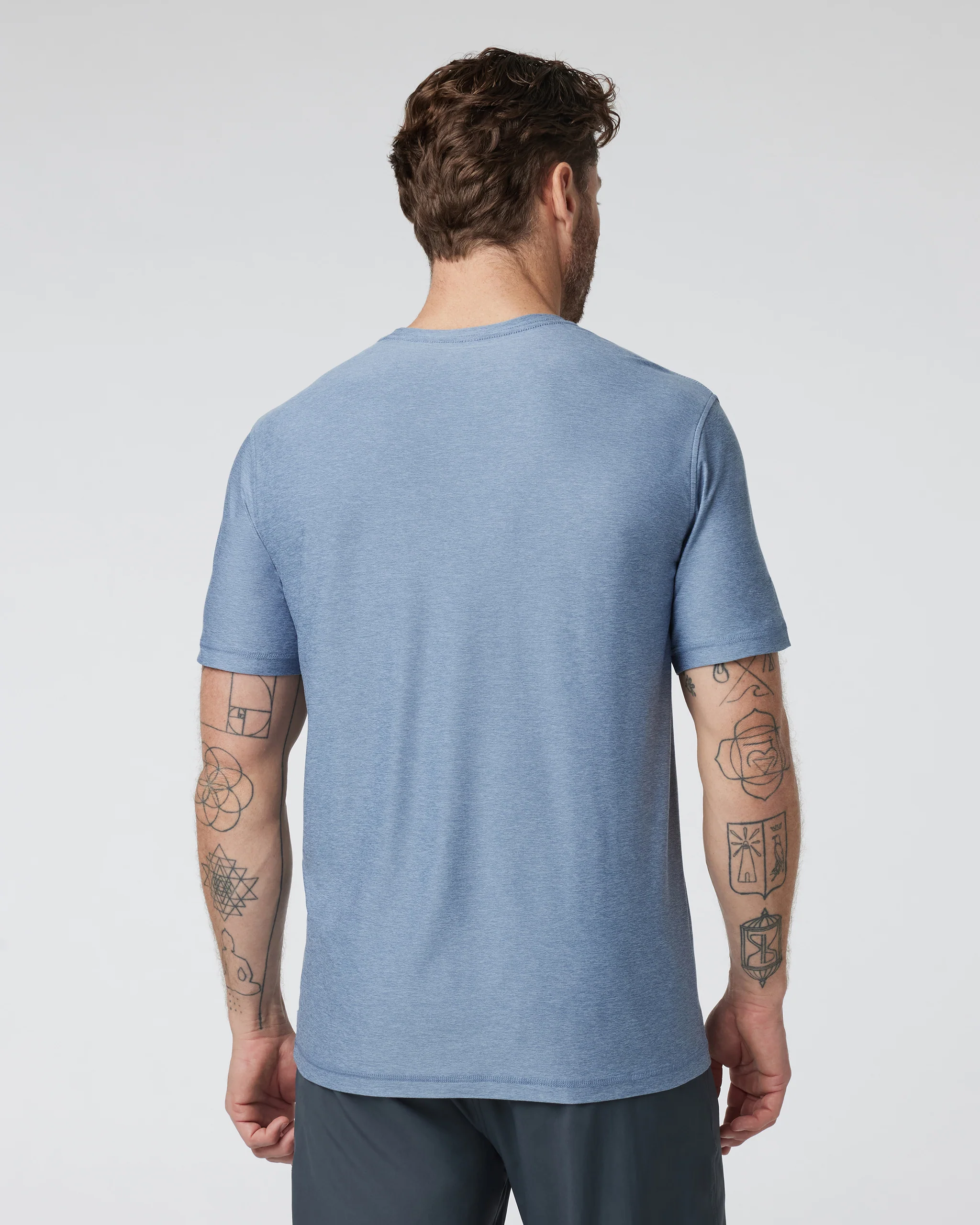 9518-strato-tech-tee-chambray-heather-2.webp Strato Tech Tee | Chambray Heather