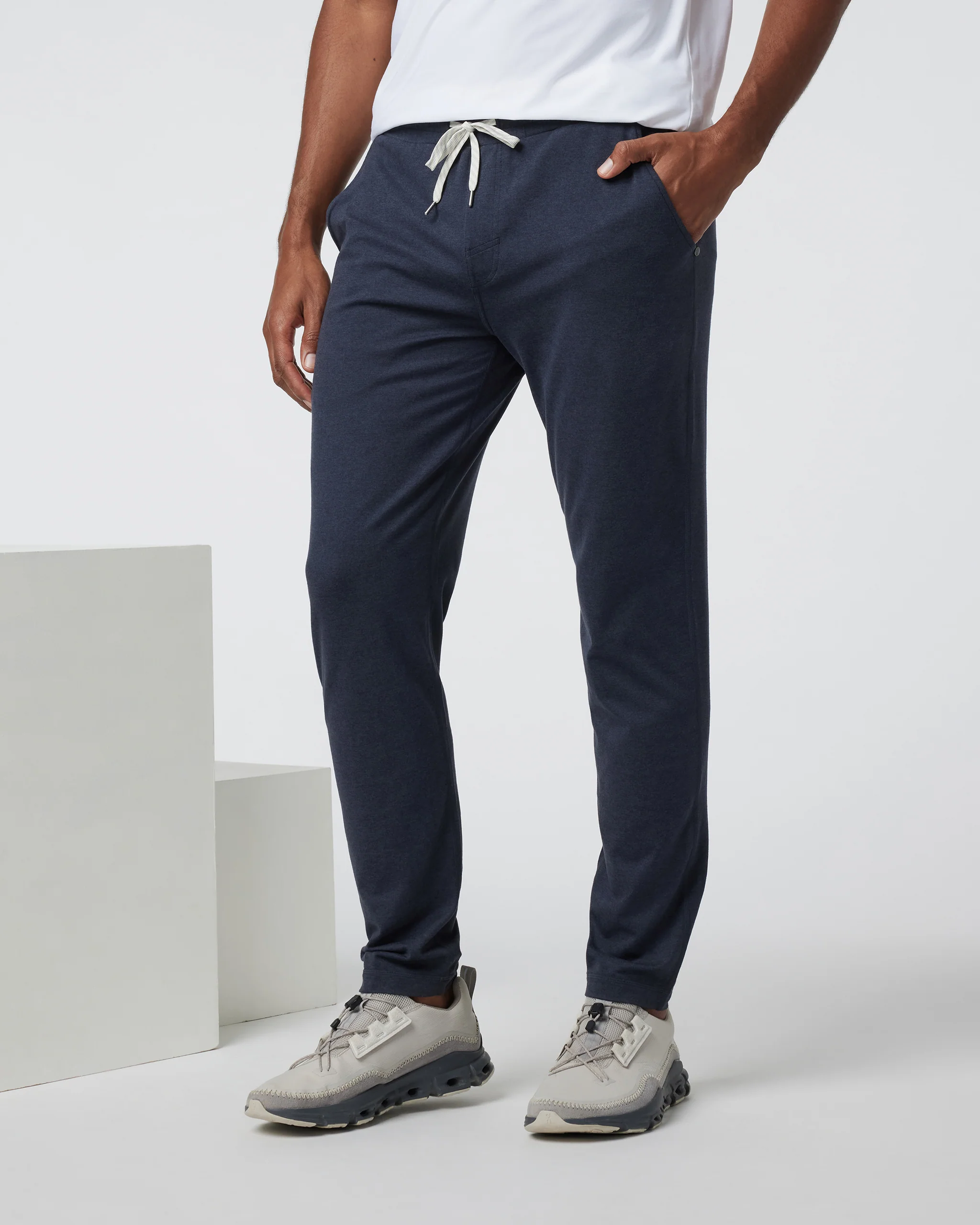 9617-ponto-performance-pant-30-midnight-heather-1.webp Ponto Performance Pant 30" | Midnight Heather